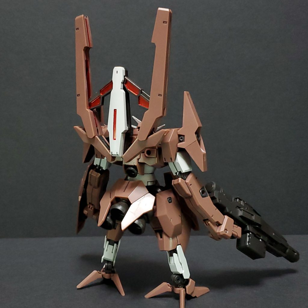 フェーズドアレイキャノン展開状態。