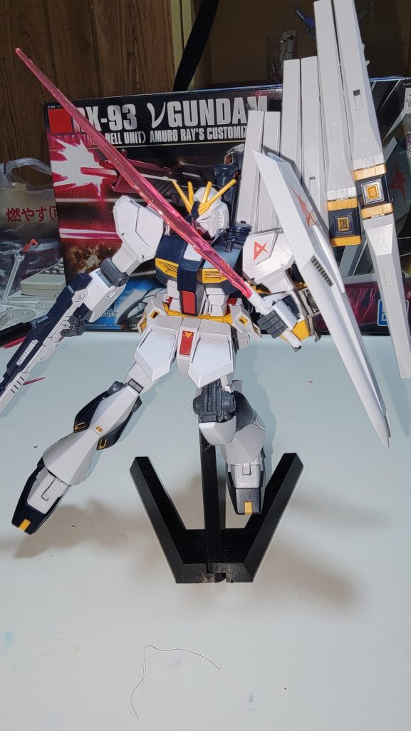 νガンダムのビームサーベル独特で好き