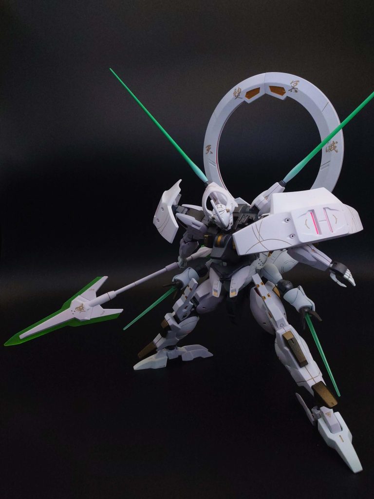 いつもは作ろうとしているものを、ぼやっと頭に描いてパーツを選定していますが、今回はパーツから決め打ちでした。その割に、組み合わせ方に悩みました。