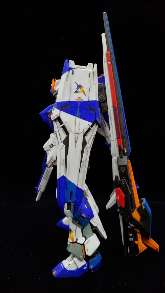 RG 1/144 RX-93ff νガンダム–4枚目/制作者：とな