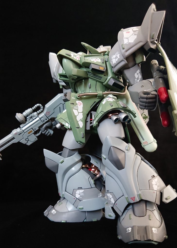 ゲルマンマリーネをベースにサザビーに寄せて見ました。