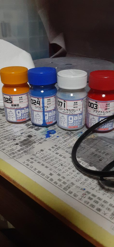 カラーはこれを使ったんですが成型色に近すぎて余り意味が😅