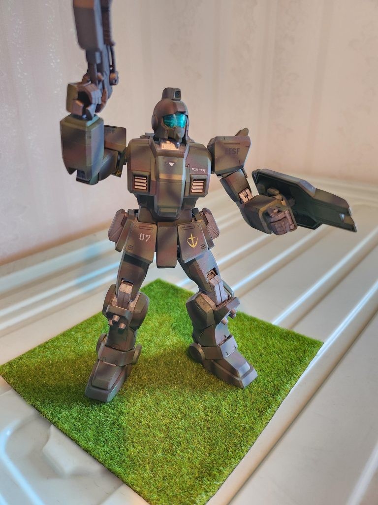 初の迷彩塗装作品です。スジボリやディテールアップはしていません。合わせ目がほぼ無い、良いキットです！