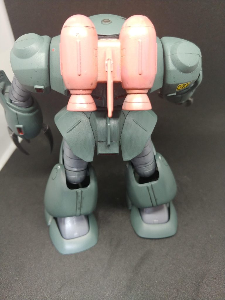 今回、ほぼ初デカールでしたが難しいしかもつや消ししようとすると、付けたはずの所に付いてないてのが何ヵ所も・・・