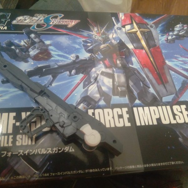 Went to my local gunpla shop and picked up some paint, one of the large cannon/arm units from 30MM and some paint. I've already started on the paint for the impulse. I'll be posting it tomorrow. （1枚目）