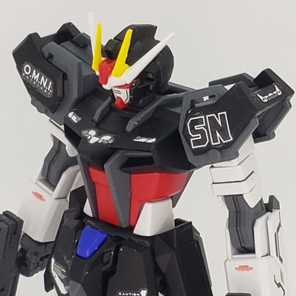 ストライクガンダム　カラーコンペ