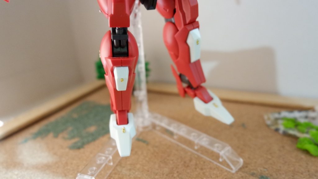 足の甲もきらびやかに