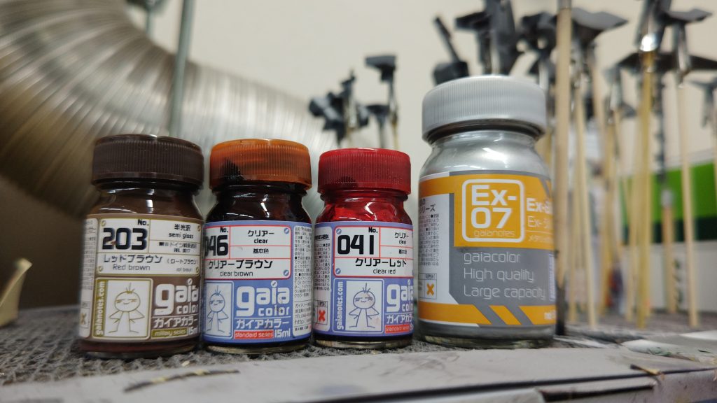 茶色が味気なかったので少しシルバーを追加！