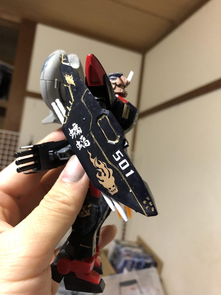 デカール楽しくなって貼りすぎた！一応ステルス機って設定なのに！