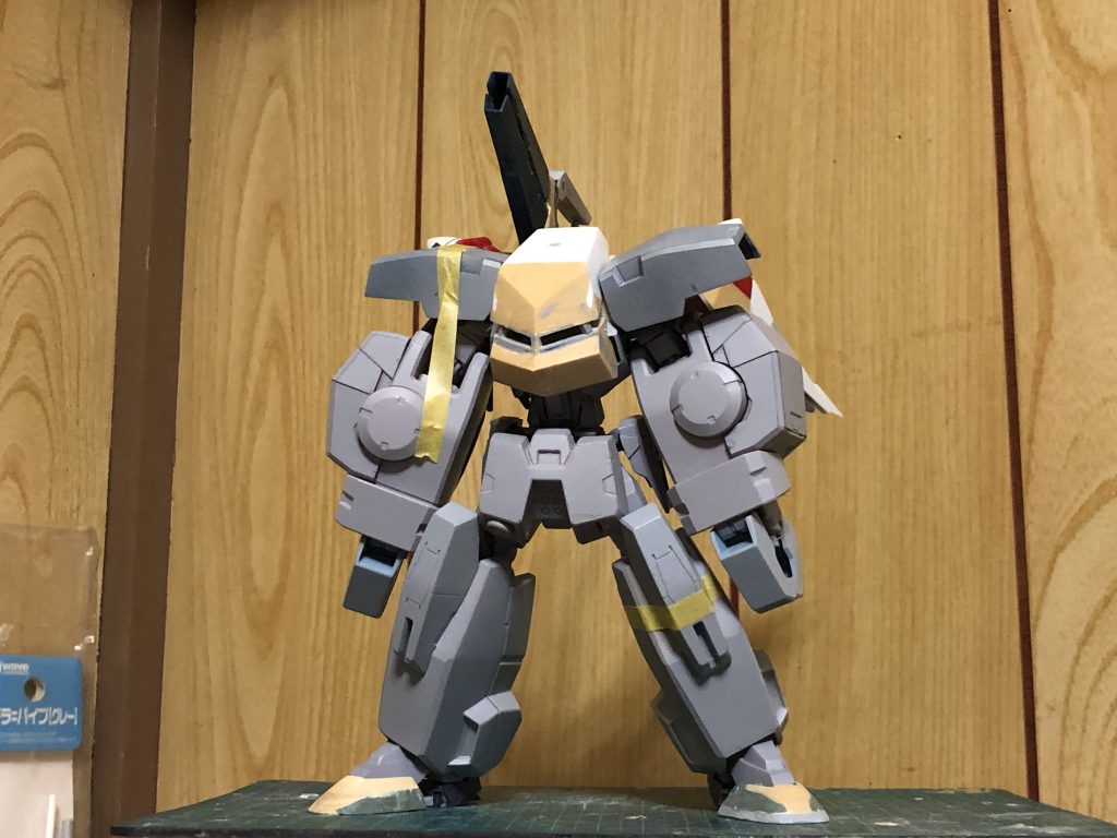 塗装前の姿ガンダム時のライフルはこちらではキャノン砲として使用出来るようになるべく両形態時で違和感の出ないように気をつけました