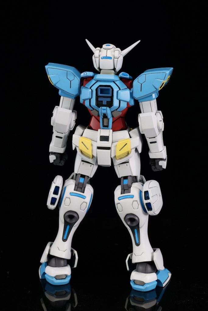 耳当てからブレードアンテナ後部の造形も劇場版のショットを自分なりに解釈して改修しました。