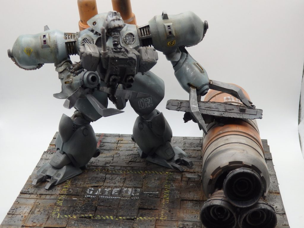 肩パーツ、脚、爪などblenderを使用してモデリングを行い3Dプリンターにて製作。