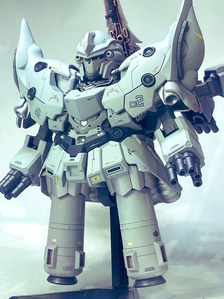 SD ネオ・ジオング。ガンダムNT放送を記念して制作。セカンドカラーに全塗装しました。