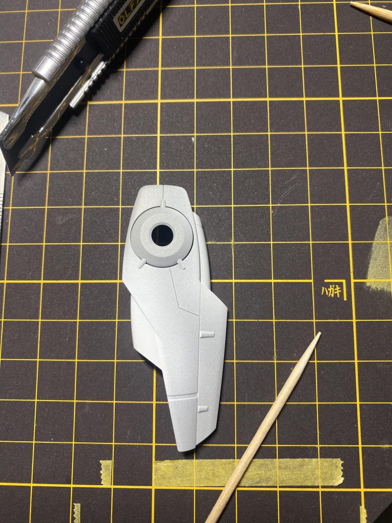 本体だけ、塗り分けに挑戦しました。