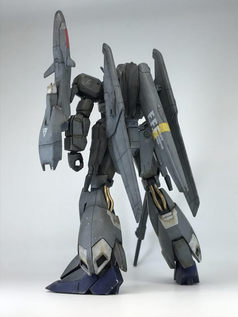 私、ガンスタ始めて間もない頃に数人の凄腕モデラーさんを、自分からフォローさせて頂いて以来自分からフォローしてないし、その数人の方達からもありがたい事に相互さんになって頂けたので…私がフォローさせて頂いてる方は、作品を投稿してない方以外はすべて相互さんなのですよねなのでどなたがフォロワーさんから外れたかわかってしまうのです🥸