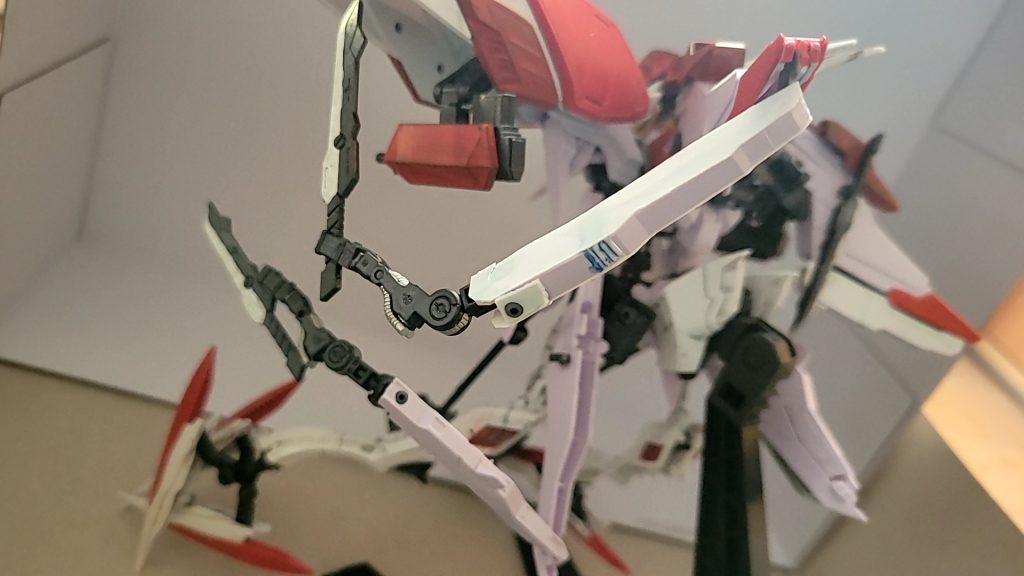 ハシュマルガンダム–9枚目/制作者:丸山,