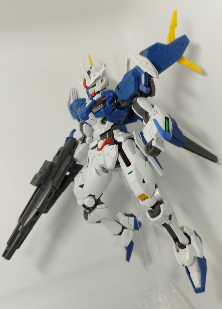 墨入れはタミヤのエナメルのグレー使用