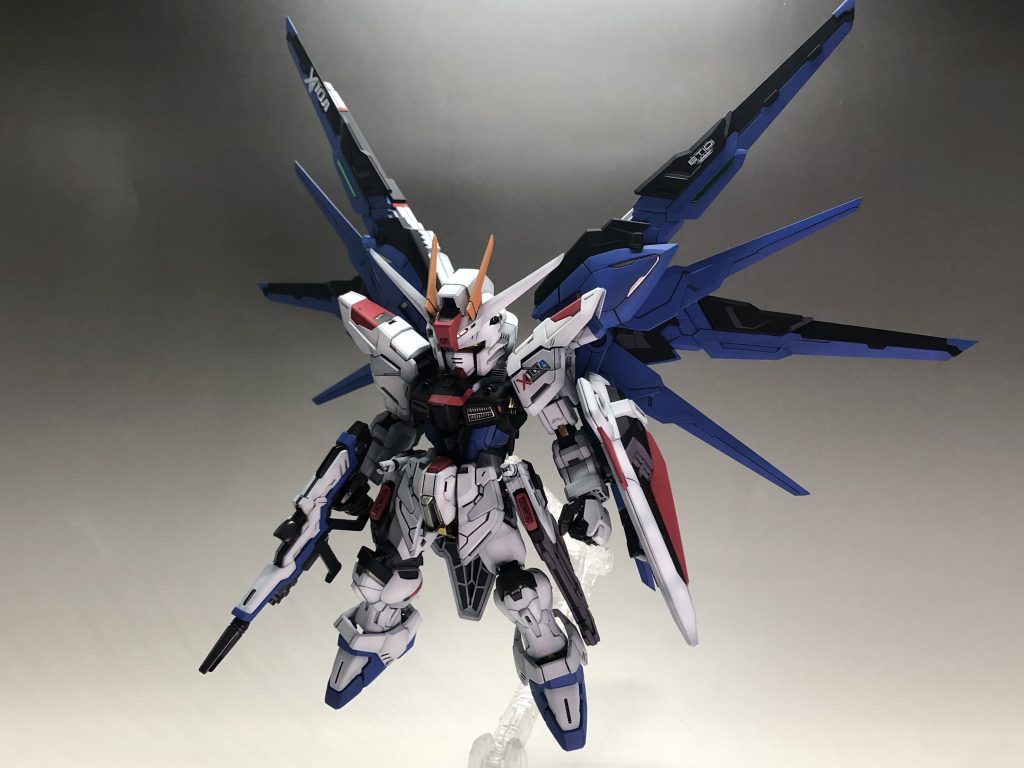 ウイングの先端をプラ板でディテール追加してみました。