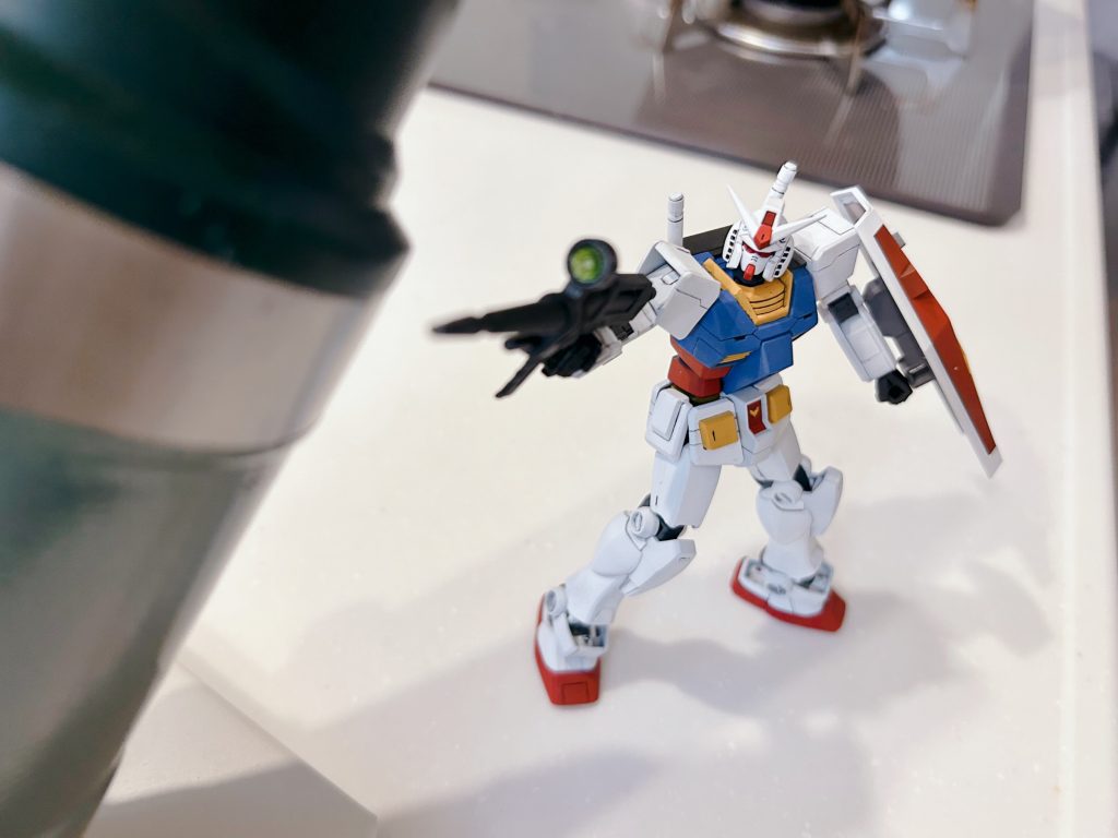 #1.ガンダム台所に立つ!!／EGガンダム–2枚目/制作者：No.13