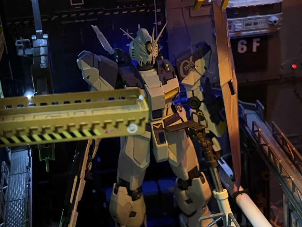 AE & 地球🌏連邦軍EFSF   MS格納庫ジオラマ別ver.–6枚目/制作者：SINANJU