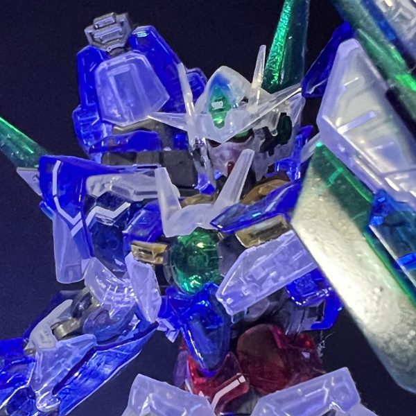 RG ダブルオークアンタフルセイバー　クリアカラー