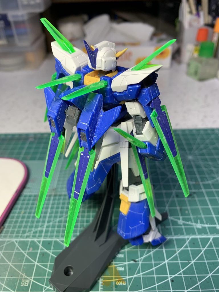 斜め後ろです。