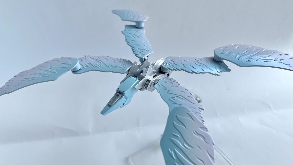 バックパックは支援機っぽく変形も出来ます