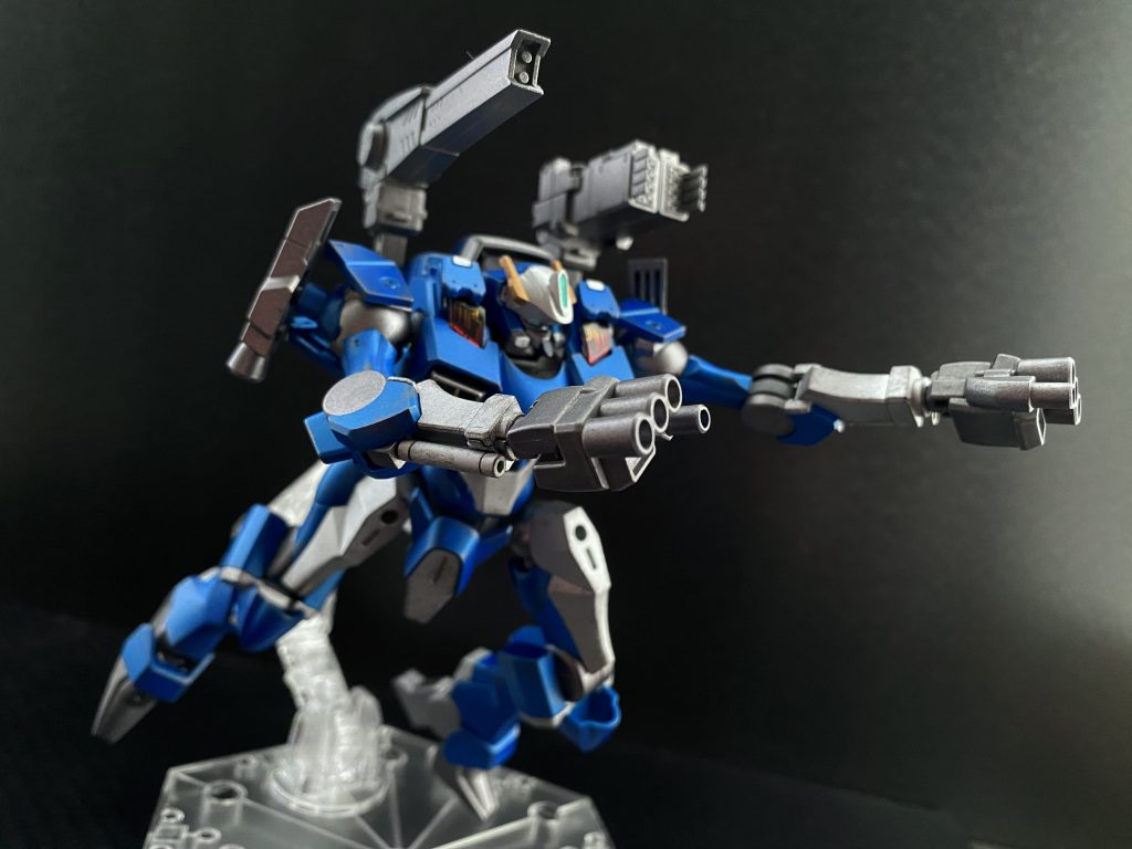 …どうやら、俺も闘争を求める側の人間だったらしい。 PS2のメモリーカード(PS2の記録媒体)内に残っていた機体アセン=愛機を再現。機体構成から、おそらく対AC、アリーナ戦及び対戦用だったと思われる。