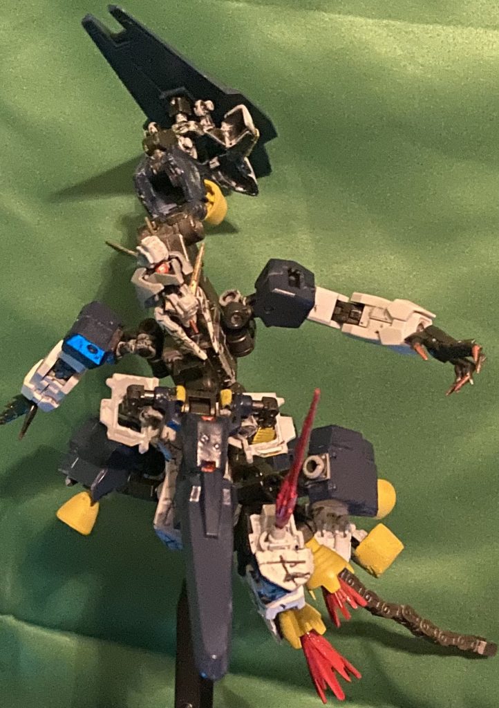 レッグビームブレードとギャプランモノアイ。