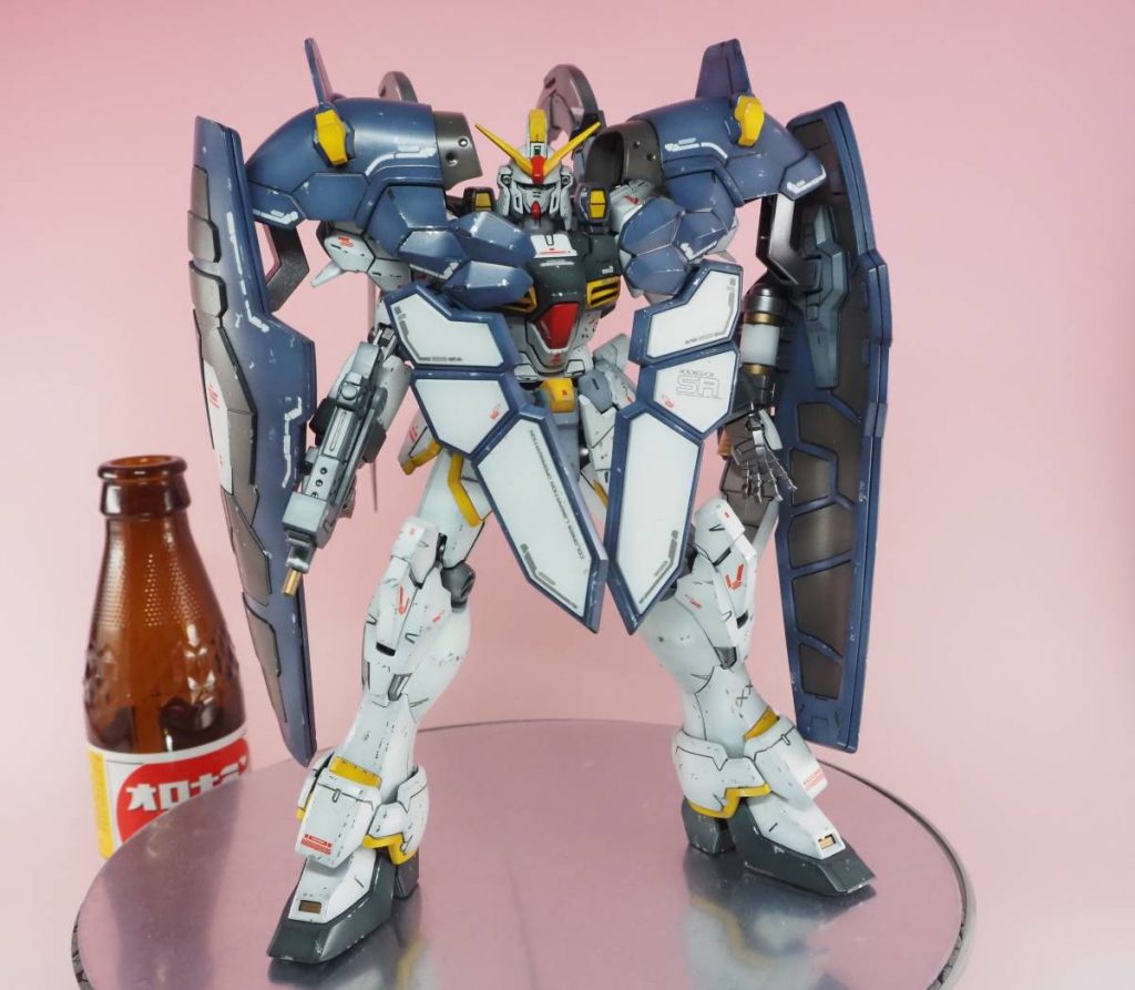 5体のガンダムの内では今一特徴の乏しいサンドロック。漫画版の追加装備で壁役っぽい感じになりましたね。