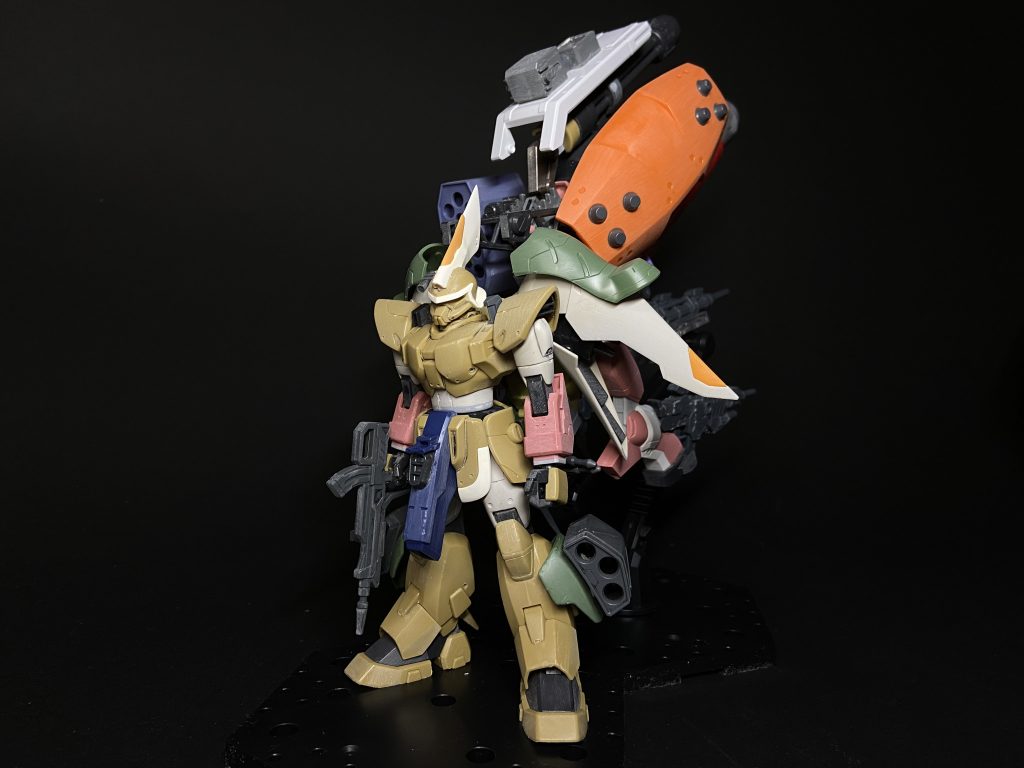 ジャンクパーツやプラゴミを使って作りました。無くなったマーカーやプリンタインクの殻も使い方次第。