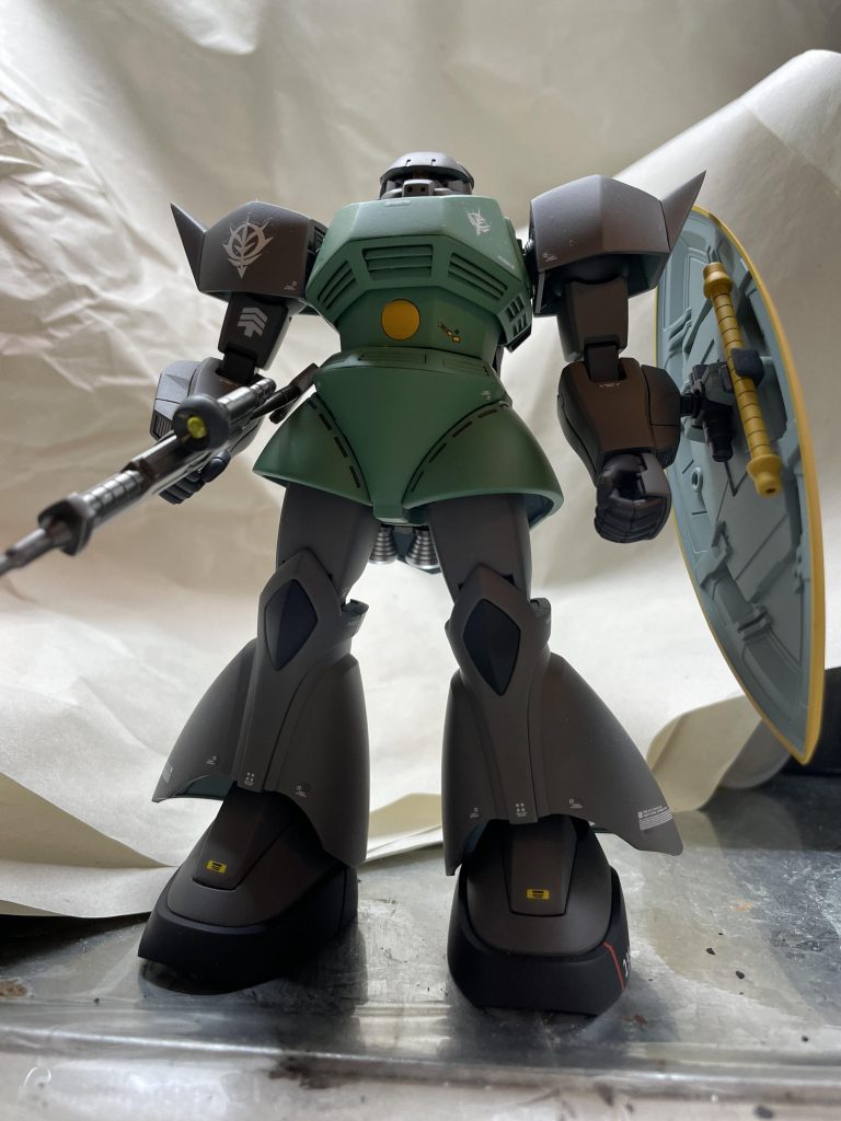 煽りで。もっと足広げたいなと思いながらも腰のBJを弄る気力が無く。靴とふくらはぎを繋ぐパーツは2mm延長しています