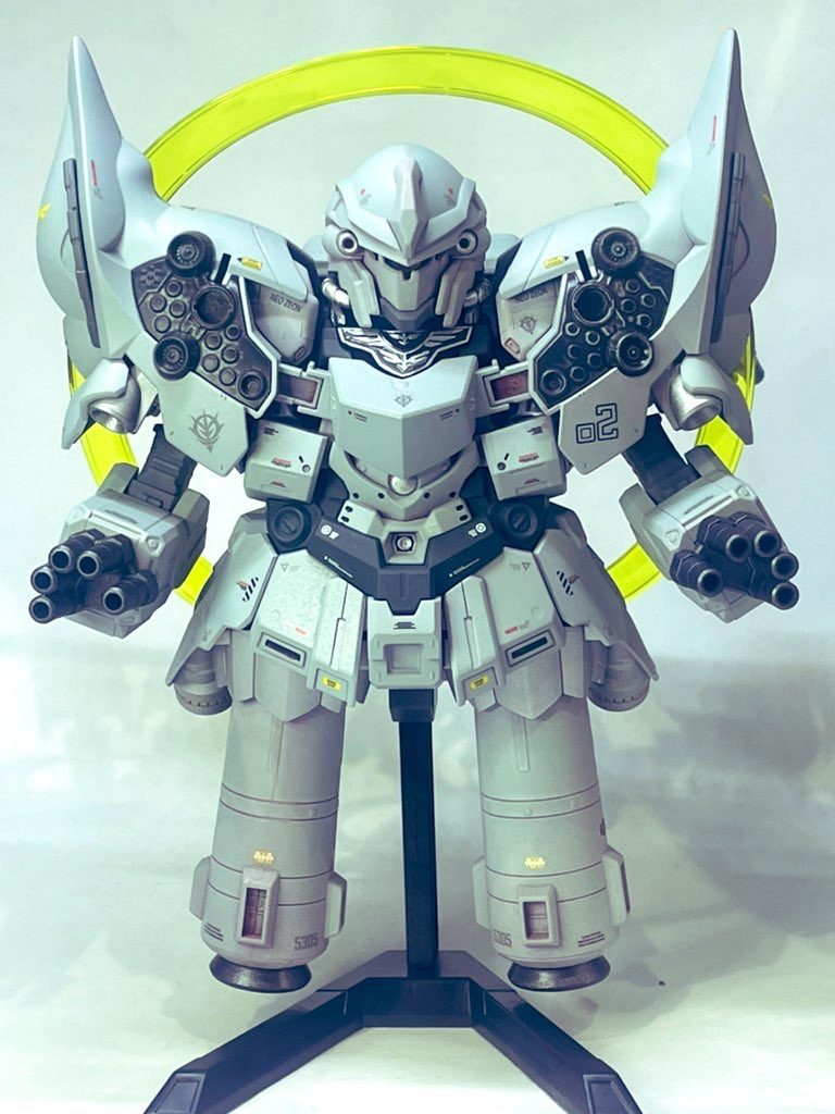 特にこのネオジオングはサイズも大きくMG並なのでかなりボリュームもあり作り応え、塗り応えがありました。