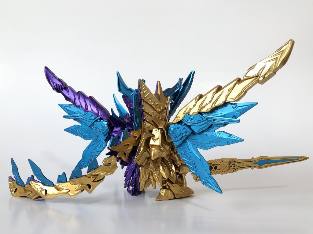 羽の付け根にはスペドラのパーツを挟ませて幅増