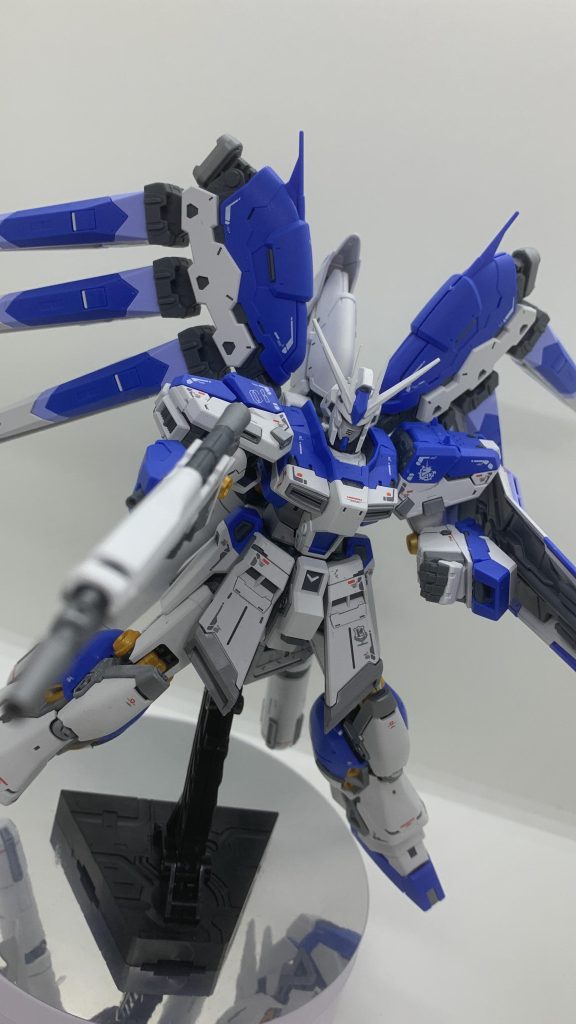 付属のリアスティックデカールではなく水転写デカールを使用しました。