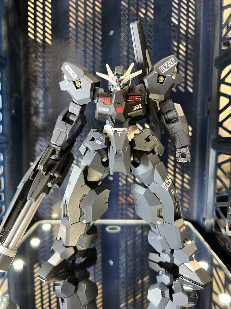 ガンダムルブリスウル〝サスカッチ〟–6枚目/制作者：真樹京介