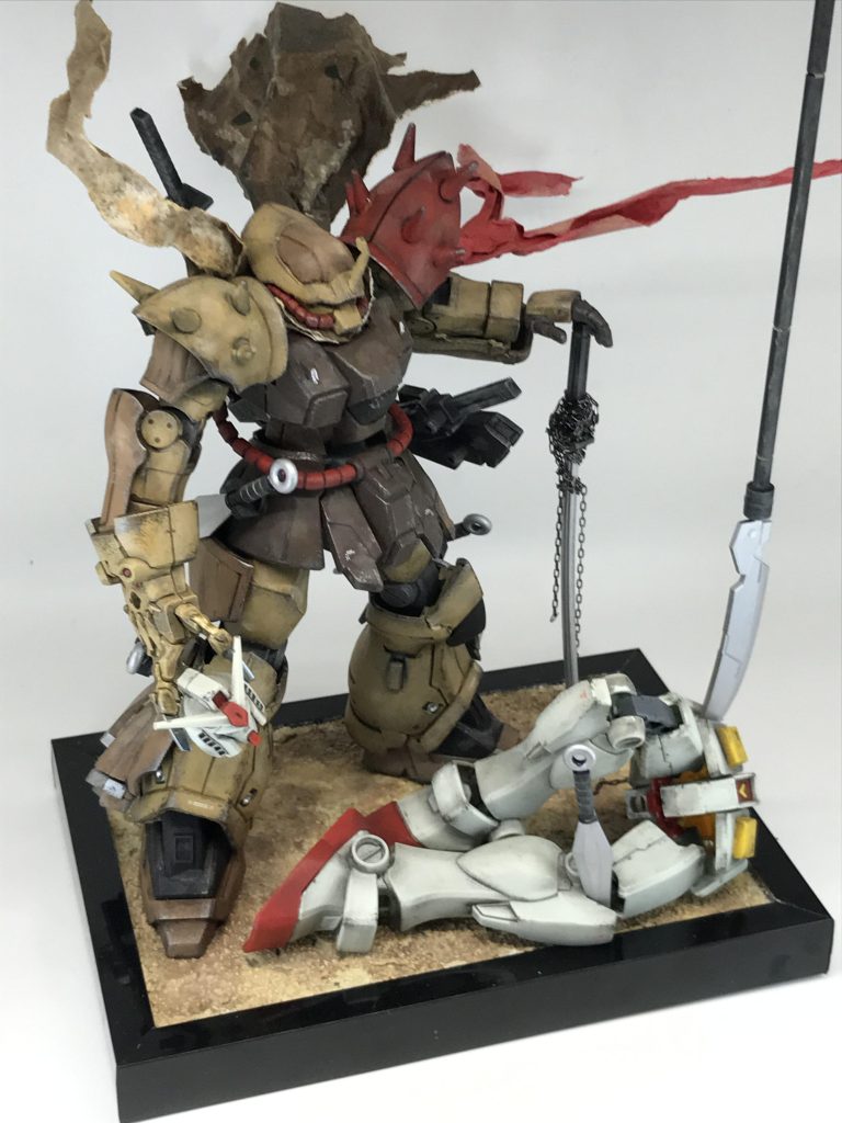 作業工程は…パチ組→筆塗り全塗装→少しだけデカール貼り→つや消し→お手軽ウェザリング→ジオラマベース作り筆塗り全塗装と言っても…関節は成形色のままですし、パーツごとの分割塗装なので塗り分けなどの技術も必要ありません🙄タママント作品8作目?今回のテーマは…私のショボい作りのガンプラで…どこまでカッコ良い作品を作製できるか…モチーフは…狂戦士(バーサーカー)です