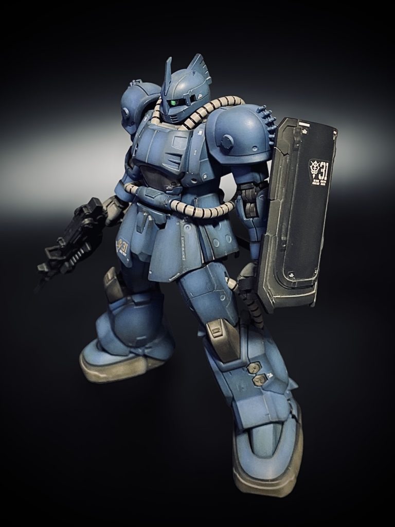 煽りでも俯瞰でも絵になります。無改造でも充分楽しんで作る事ができました。