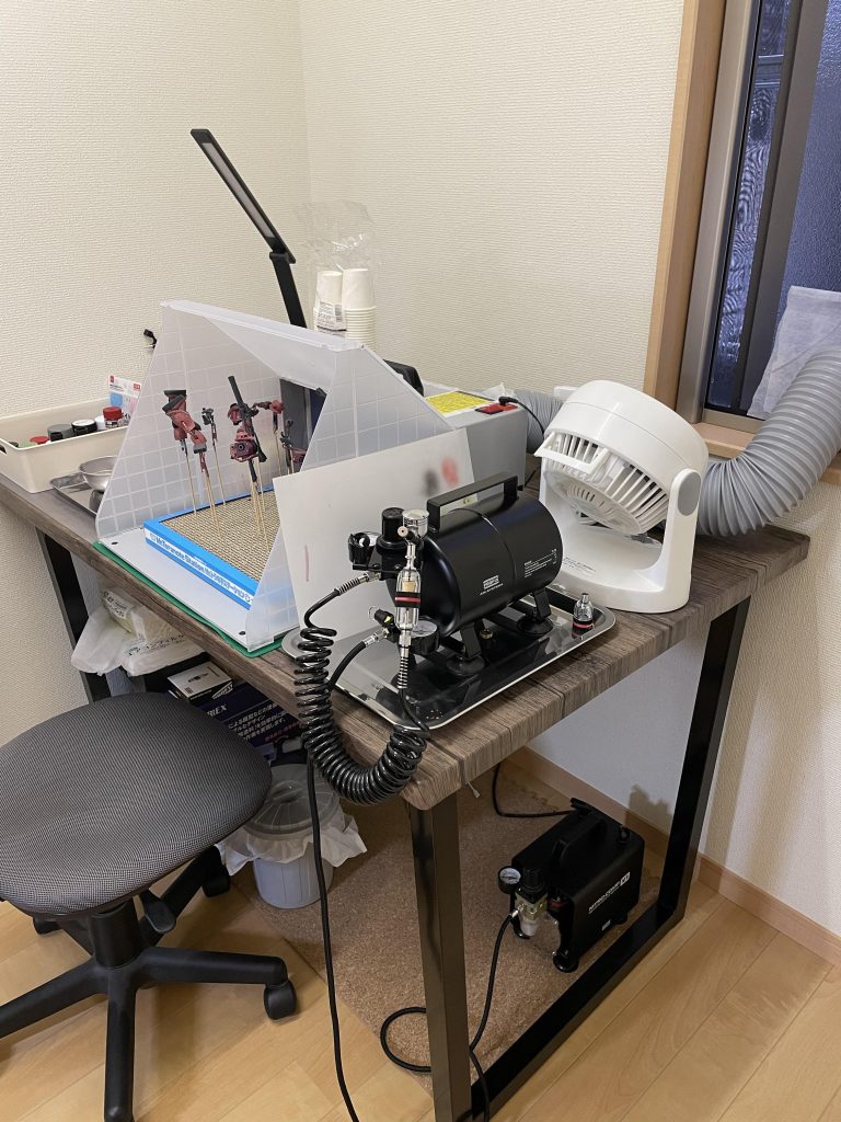 こんな感じの作業環境でやってます✌️