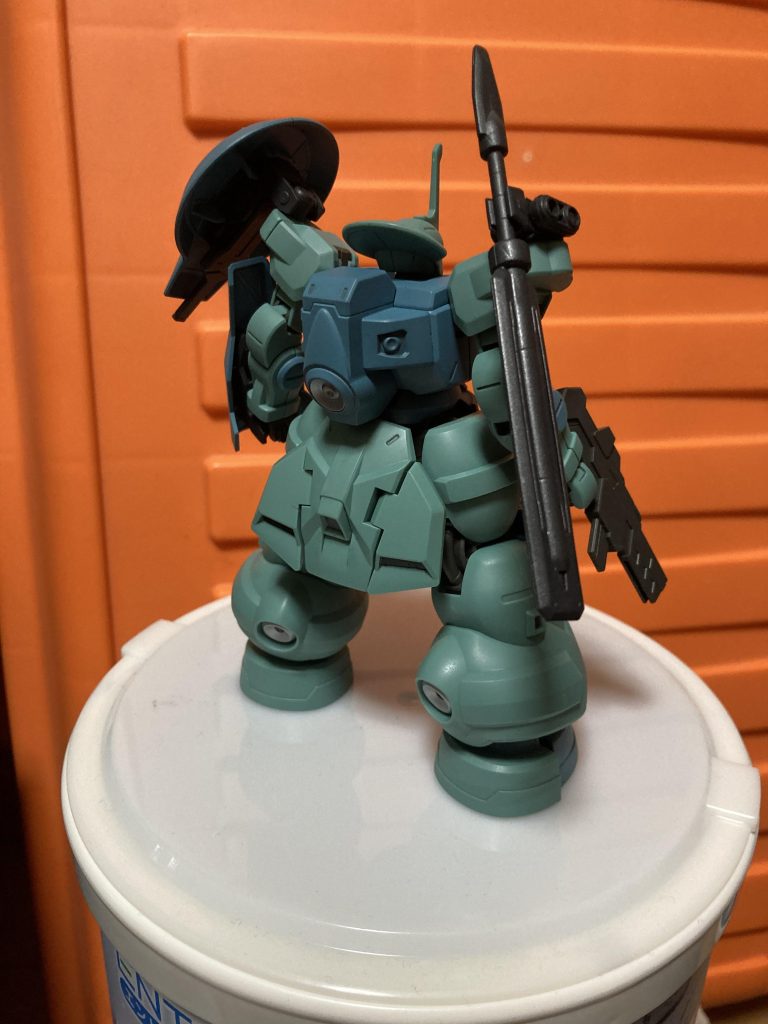 かつて決闘屋と呼ばれたジェダーク寮の生徒が使っていたディランザ。その生徒は生徒同士の揉め事に割って入って代わりに決闘を行うほどの戦闘狂だったと言われている。