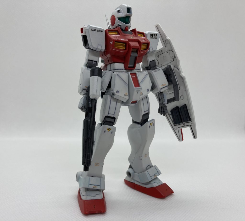 合わせ目は消したり消さなかったり、消せなかったりで、いつも通りの仕上がり。筋彫りもヘタクソなんで上手くいかなかったりですがちょっとだけ。