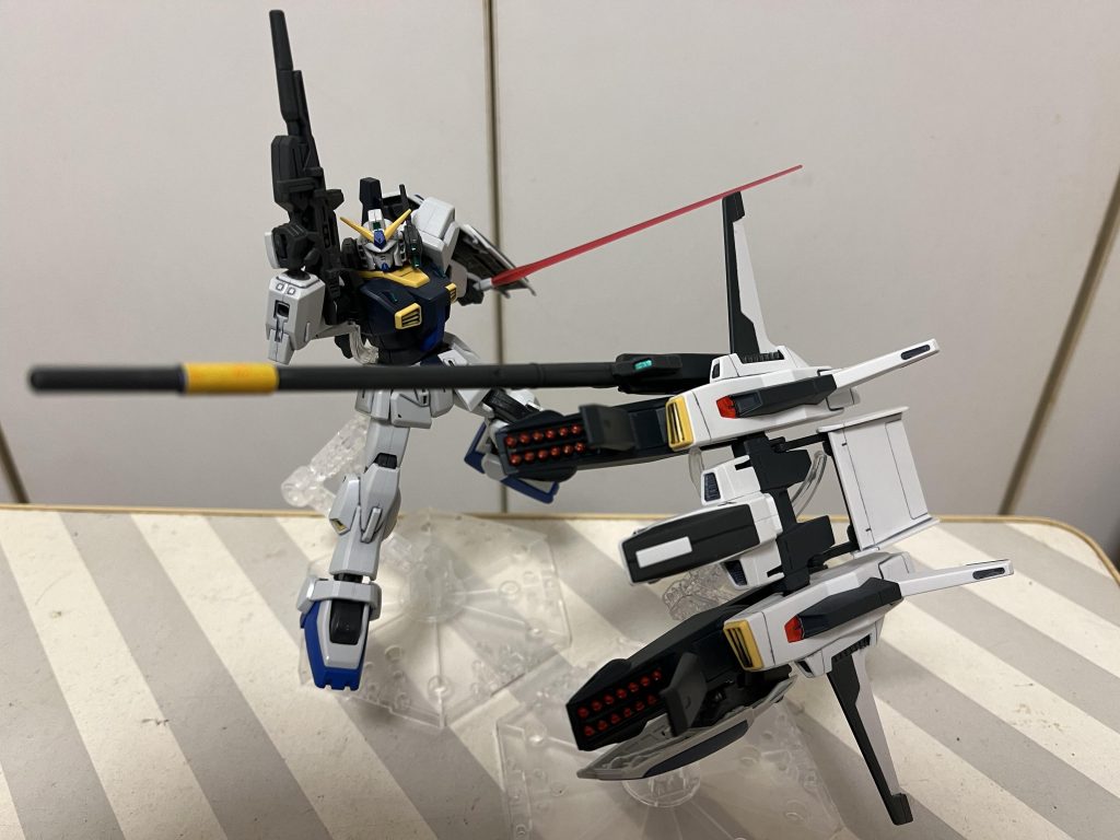 「ミサイル! 弾幕を!」「了解!!」みたいな?