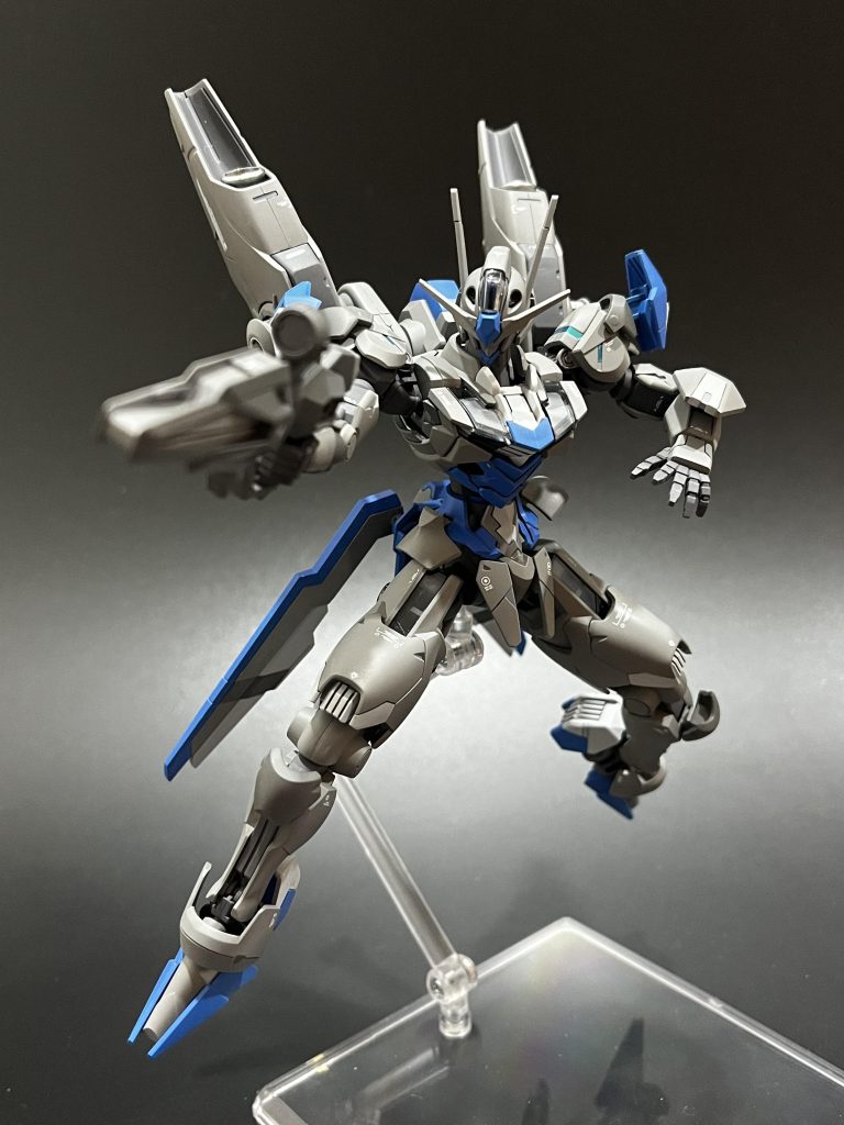 やっぱ武器はグレー系にするべきでしたwこの本体カラーにアグニカラーは合わないな