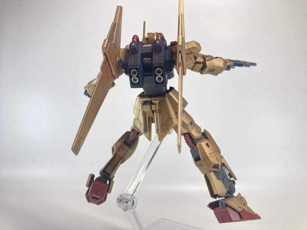 背面が好きなんですよね。MSの格好良さは背面で決まると思ってます。