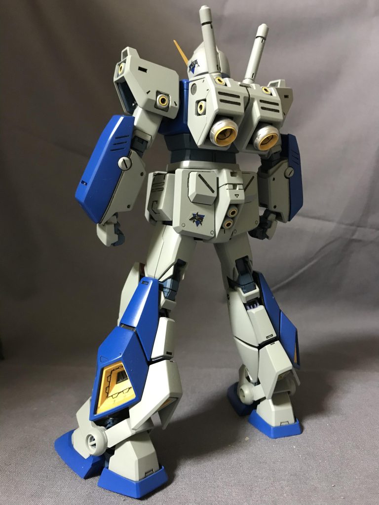 リアビューこの近代的なバックパックのデザインがオシャレですよね✨