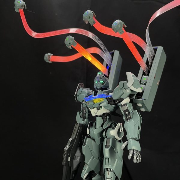 量産型ガンダムルブリス　飛び出すガンビット