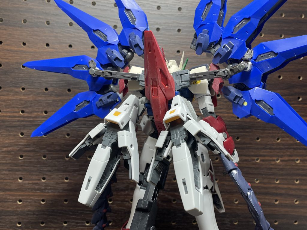 MGゼロ、エピオン、トールギス、テルティウムアームズ、フェニーチェなど使用。