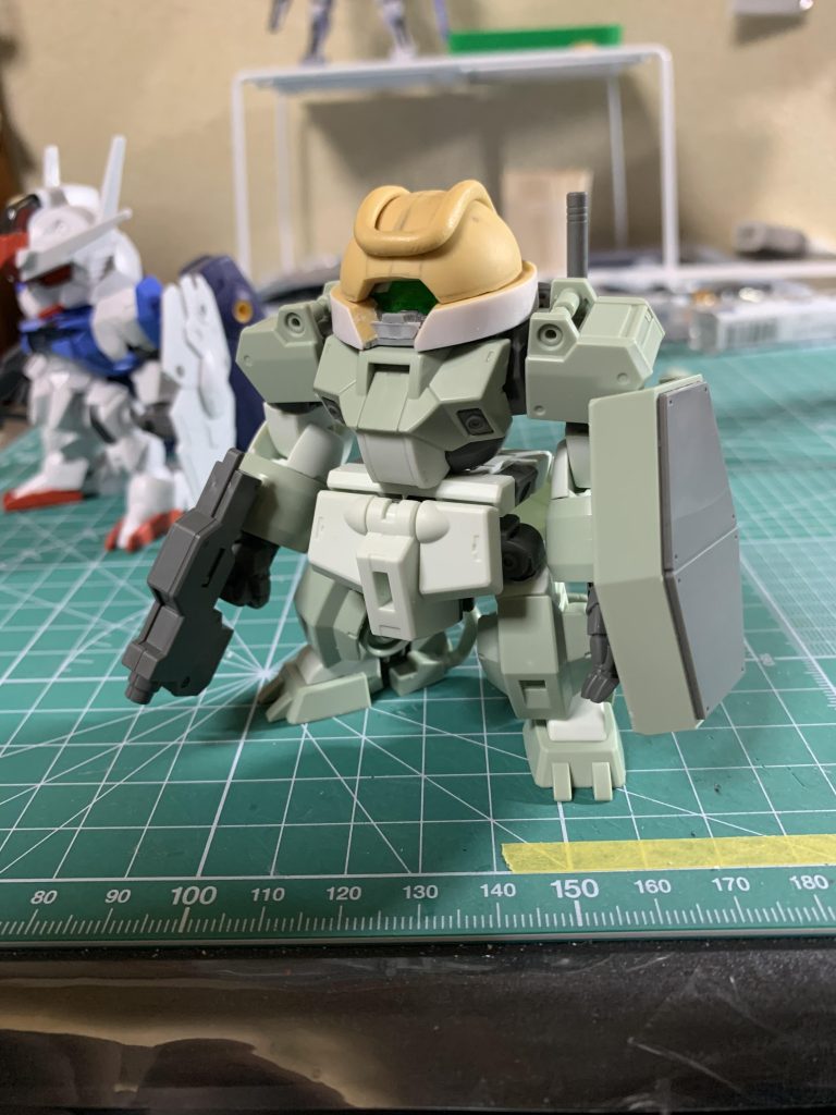 頭部はパテにて増設してます。ここのバランスとりが1番苦労しました