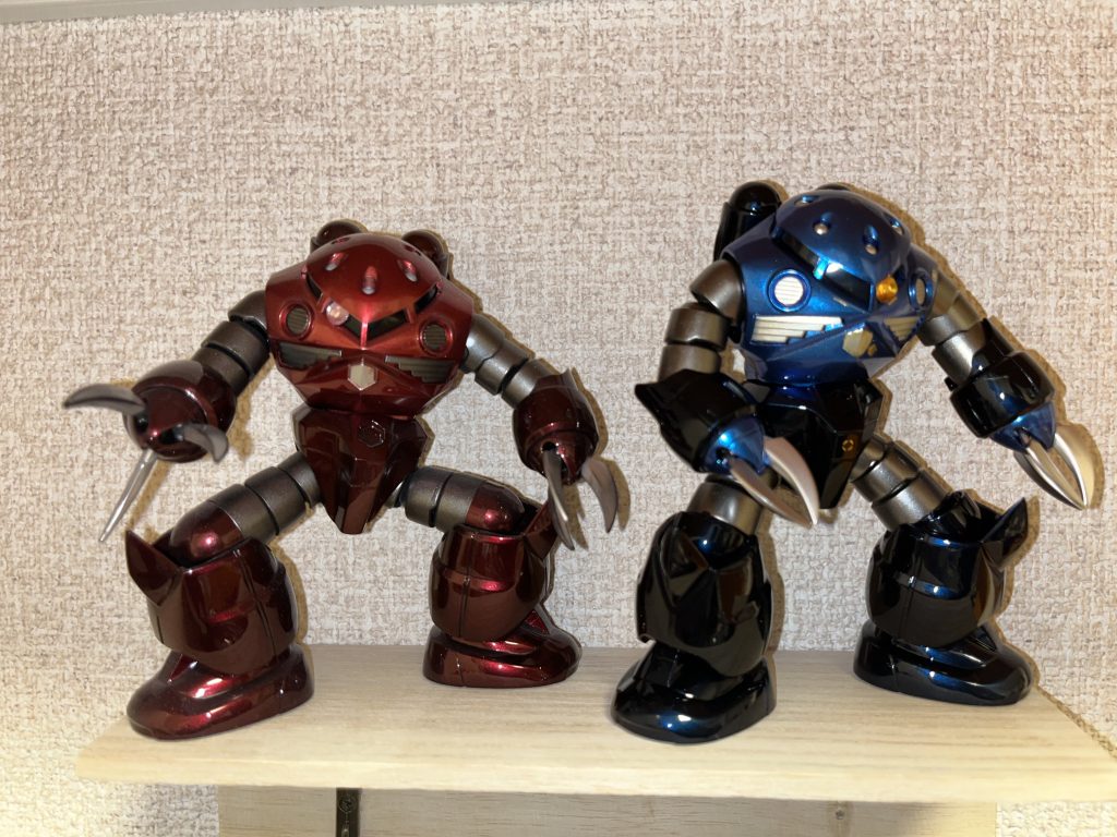 最後に前回塗ったズゴックと一緒に 