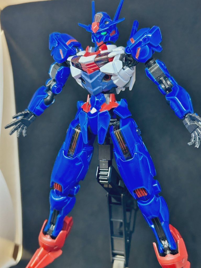 HGガンダムエアリアル&フライトユニット 静岡ブルーレヴズVer.–3枚目/制作者:こっちゃんパパ